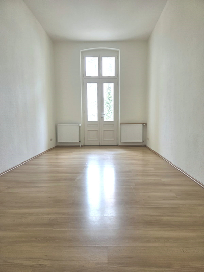 Schlafzimmer mit Balkon