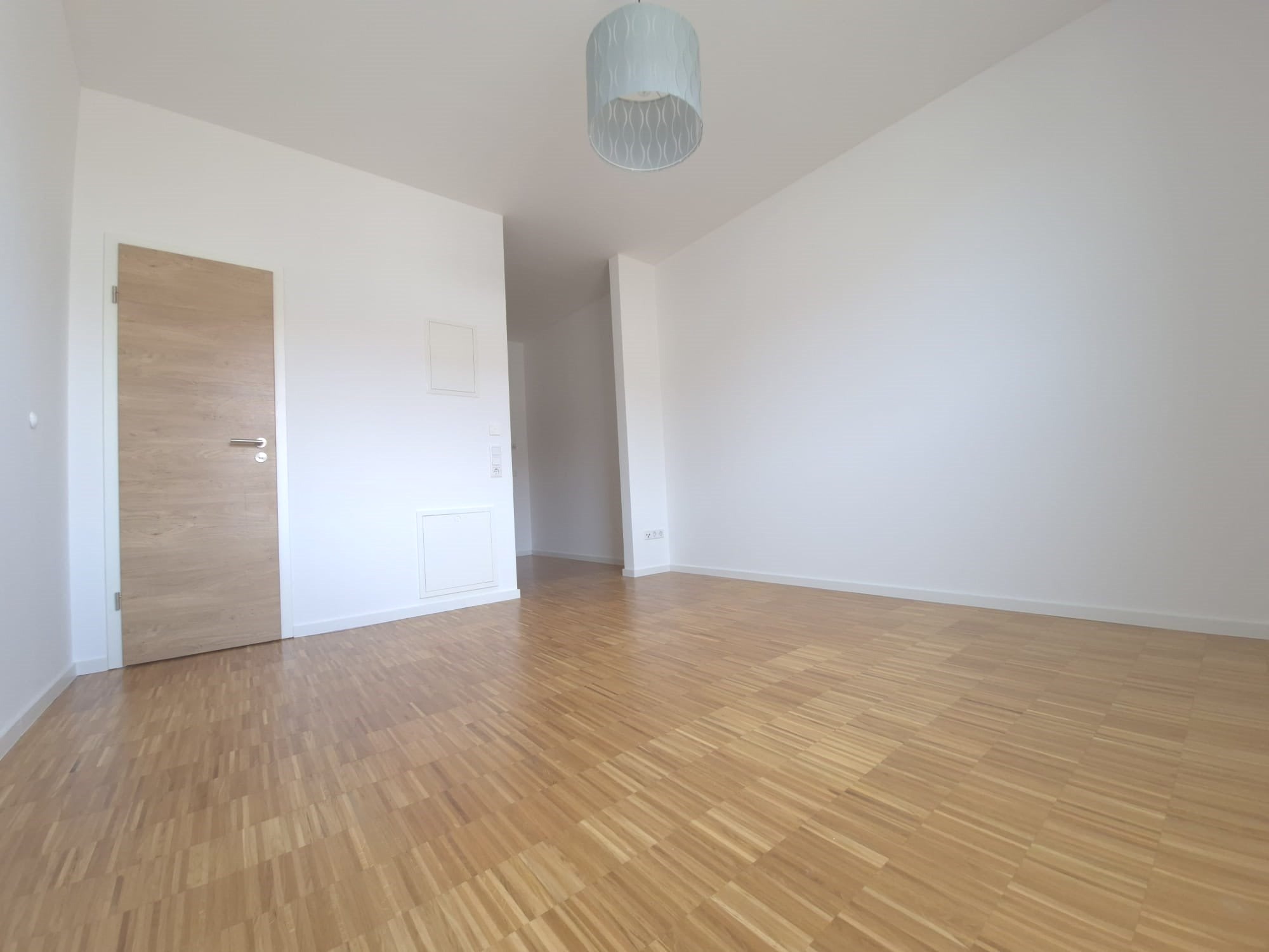 Blick zum Bad/ Küche